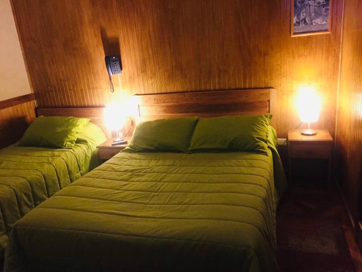 Hostal Chalet Las Violetas Пунта Аренас Екстериор снимка