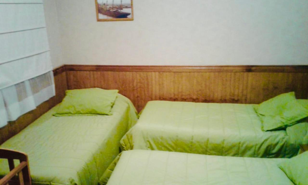 Hostal Chalet Las Violetas Пунта Аренас Екстериор снимка