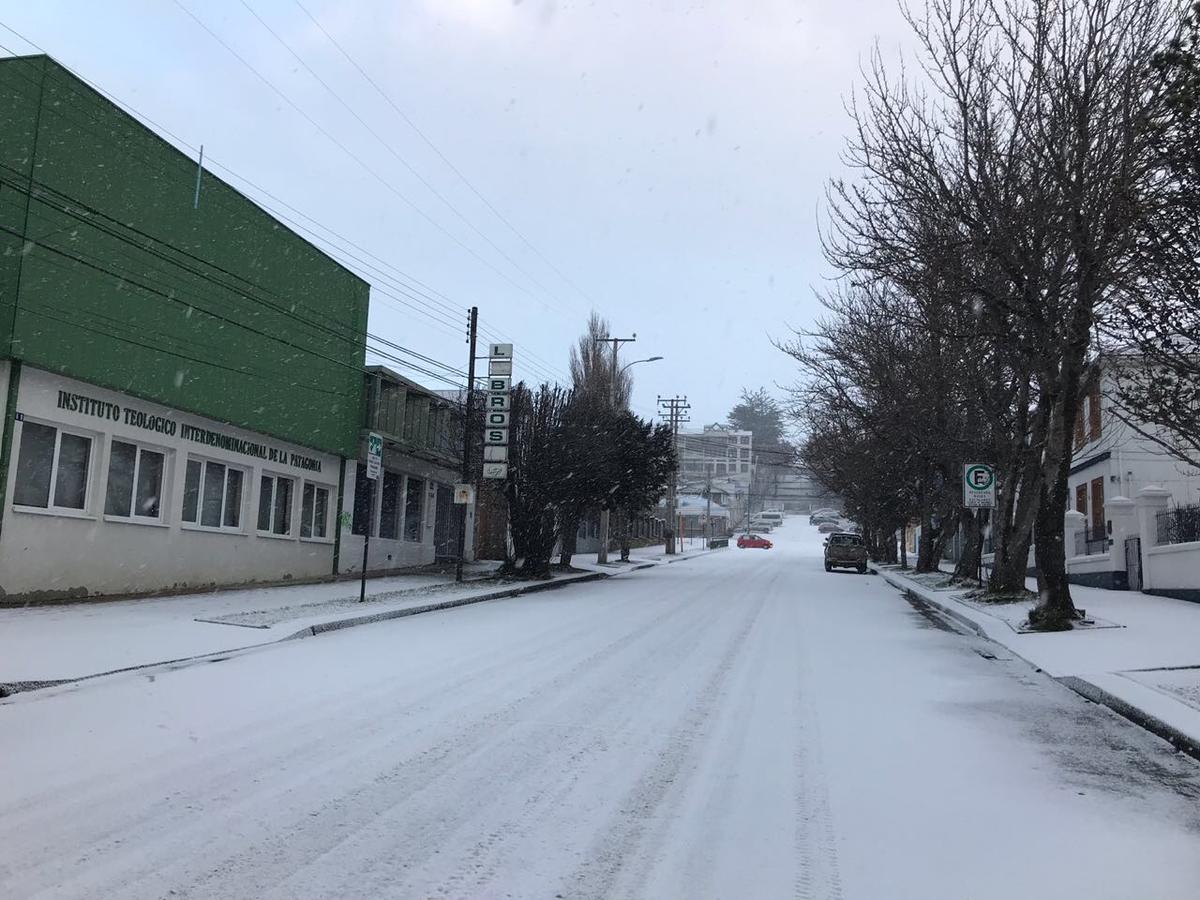 Hostal Chalet Las Violetas Пунта Аренас Екстериор снимка