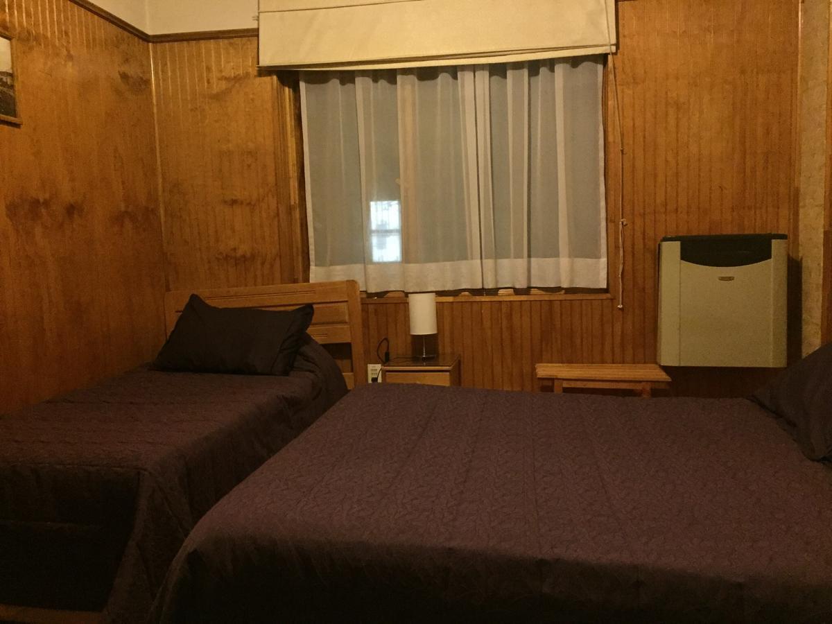 Hostal Chalet Las Violetas Пунта Аренас Екстериор снимка
