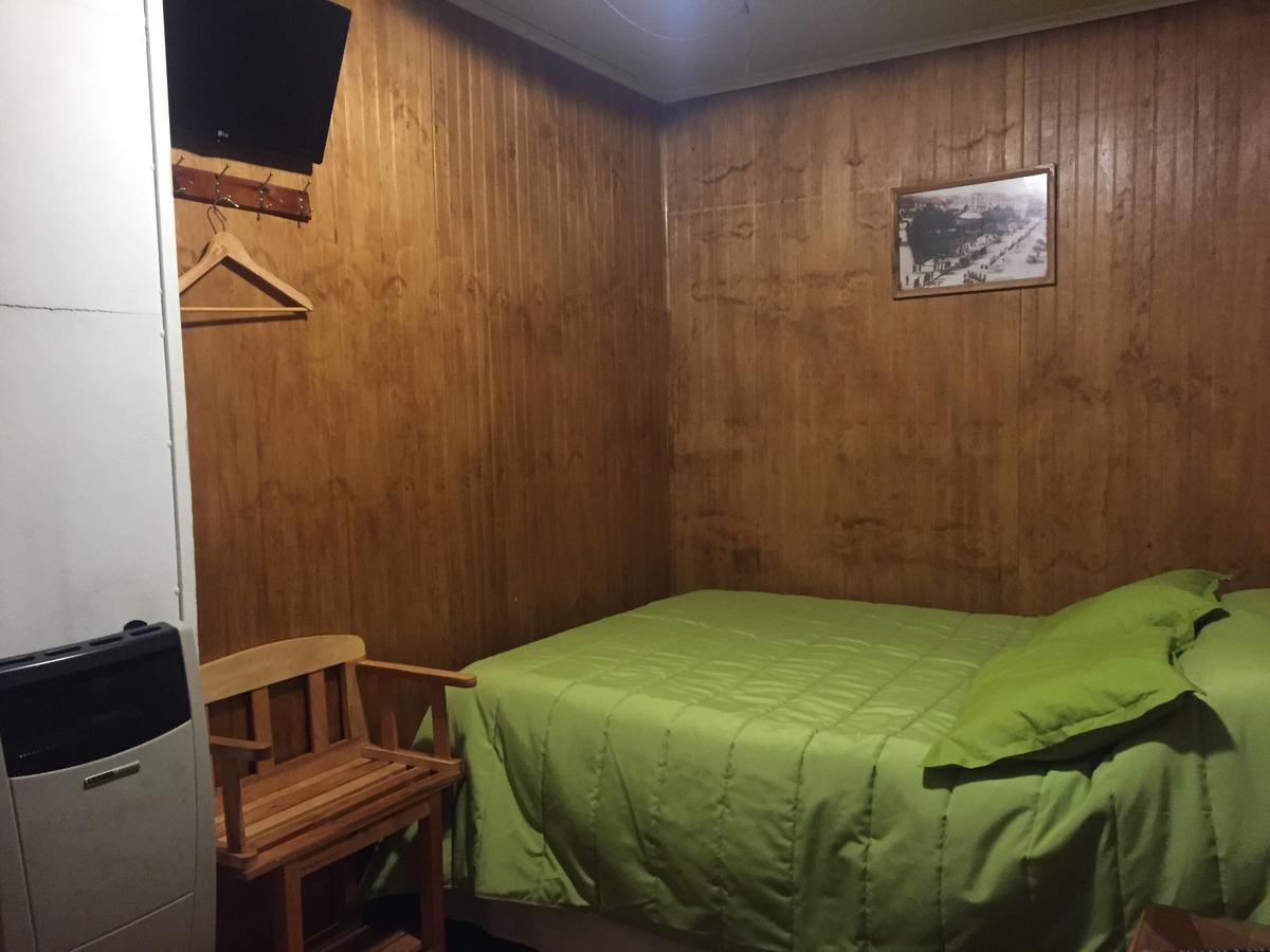 Hostal Chalet Las Violetas Пунта Аренас Екстериор снимка