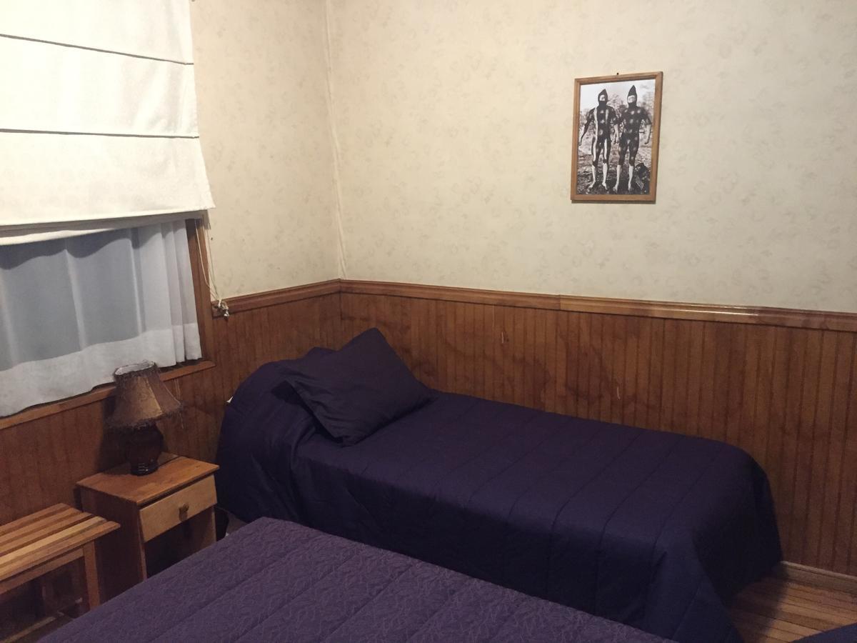 Hostal Chalet Las Violetas Пунта Аренас Екстериор снимка